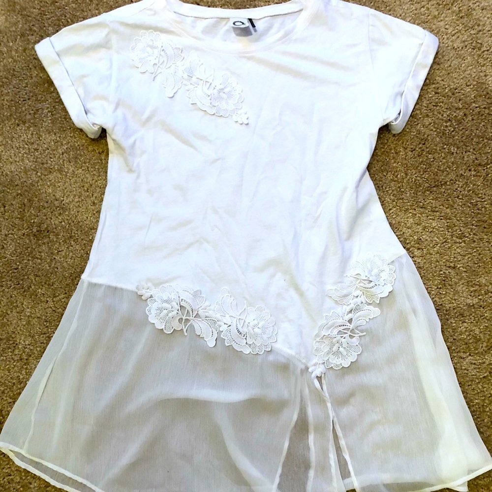 Anthropologie White Tunic with Floral Appliqués